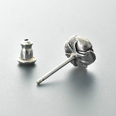 シルバーピアス