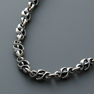 シルバーネックレス