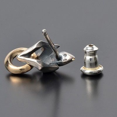 シルバースタッドピアス(片耳用)