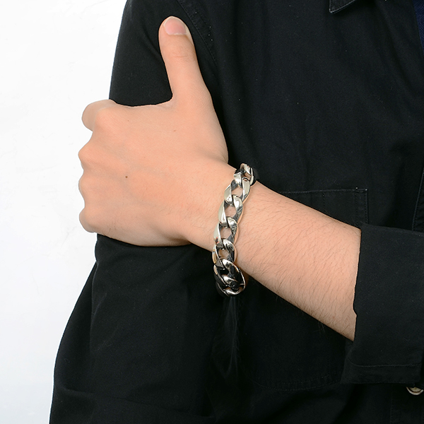 シルバーブレスレット