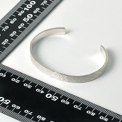 シルバーバングル