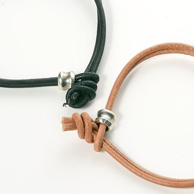 レザーペアブレスレット