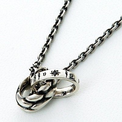 シルバーネックレス