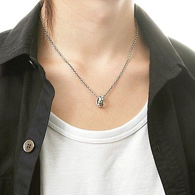シルバーネックレス