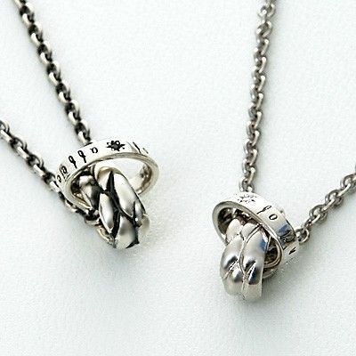 シルバーペアネックレス