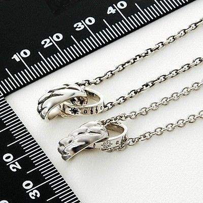 シルバーペアネックレス