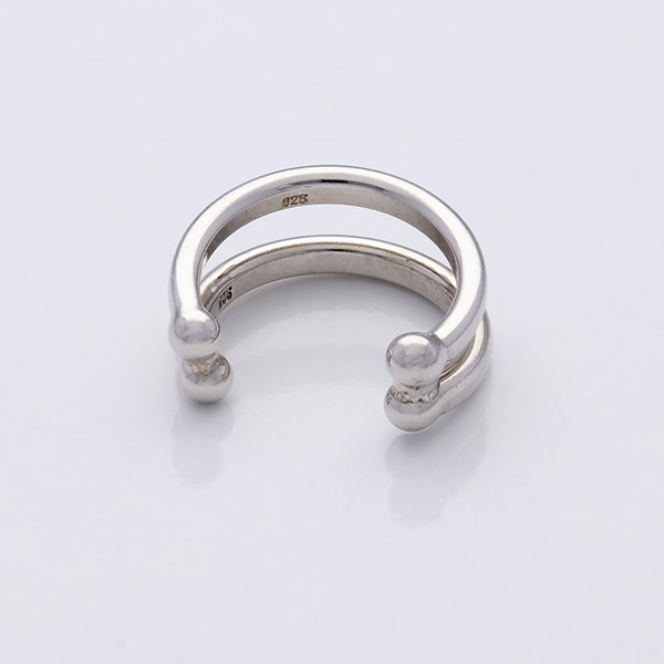 シルバーイヤーカフ