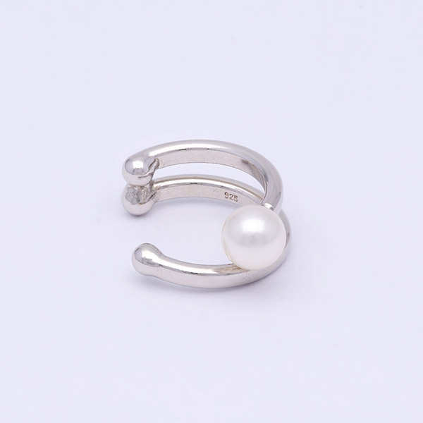 シルバーイヤーカフ