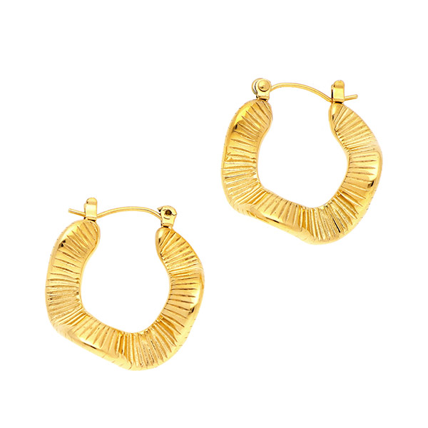 ステンレスピアス