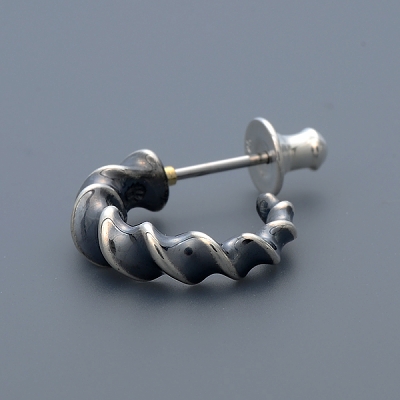 シルバーピアス