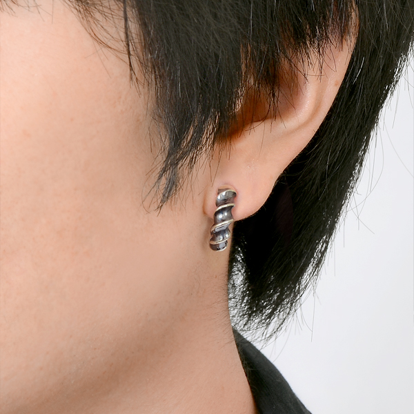 シルバーピアス