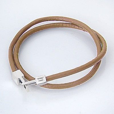 レザーブレスレット