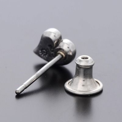 シルバースタッドピアス(片耳用)