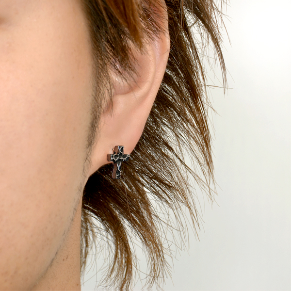 シルバースタッドピアス(片耳用)