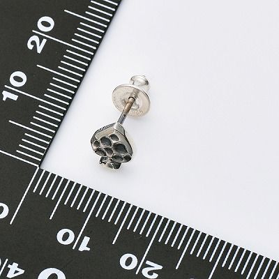シルバースタッドピアス(片耳用)