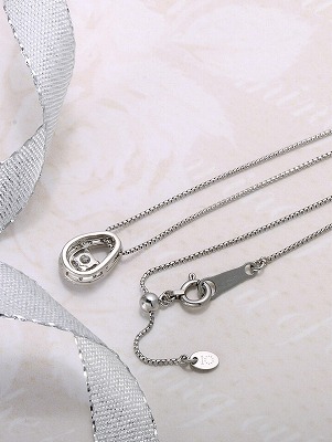 プラチナネックレス