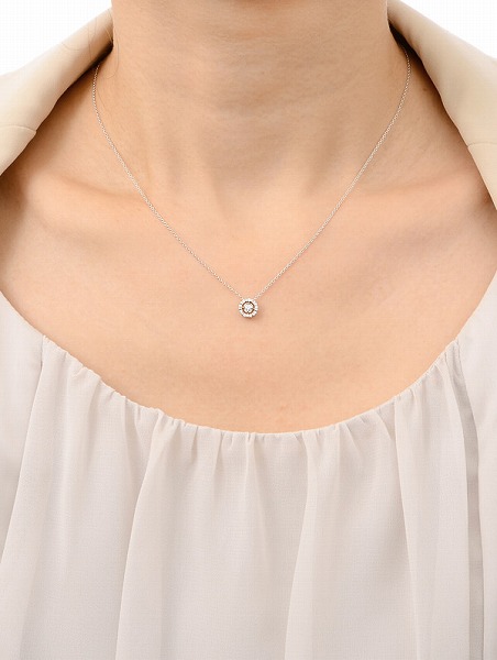 プラチナネックレス