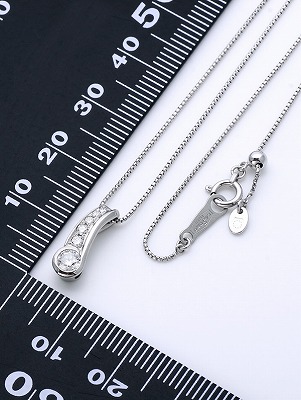 プラチナネックレス