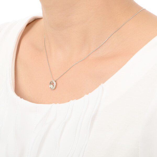 プラチナネックレス