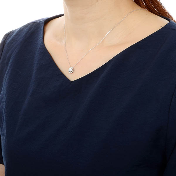 プラチナネックレス