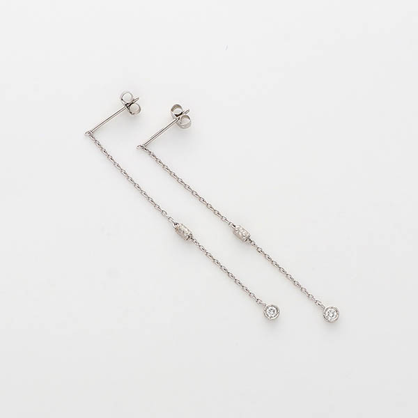 プラチナピアス