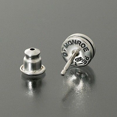 シルバースタッドピアス(片耳用)