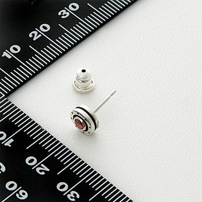 シルバースタッドピアス(片耳用)