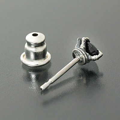 シルバースタッドピアス(片耳用)