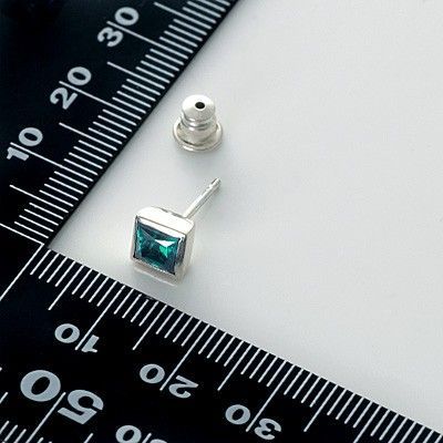 シルバースタッドピアス(片耳用)