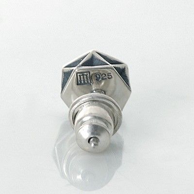 シルバースタッドピアス(片耳用)