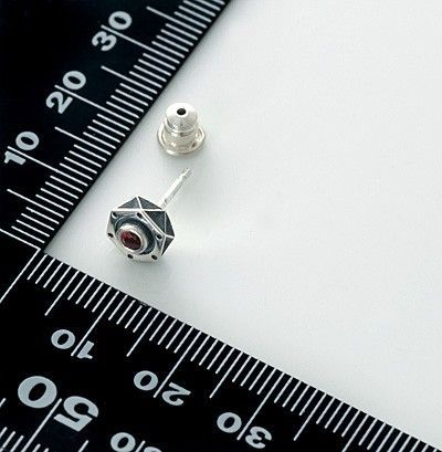 シルバースタッドピアス(片耳用)