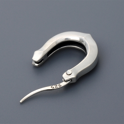 シルバーピアス(片耳用)