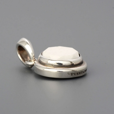 シルバーペンダントトップ