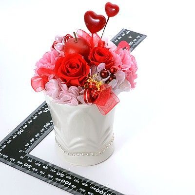 プリザーブドフラワー 花器アレンジ レッド ハート「ホワイトプレシャス」