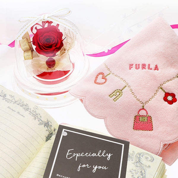 ハンカチ&プリザーブドフラワーセット メッセージカードとラッピング付