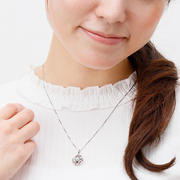 誕生日 人気ペンダント&プリザーブドフラワー セット