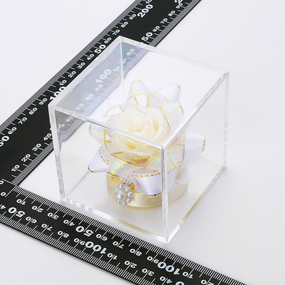 キューブ プリザーブドフラワー ホワイト