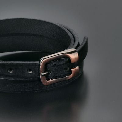 レザーブレスレット