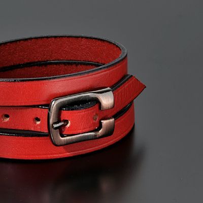 レザーブレスレット