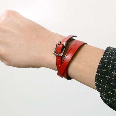 レザーブレスレット