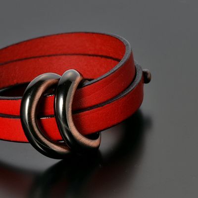 レザーブレスレット