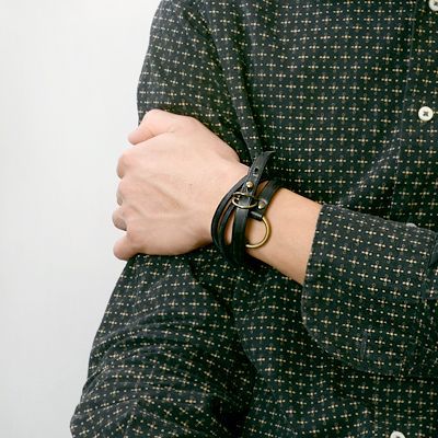 レザーブレスレット