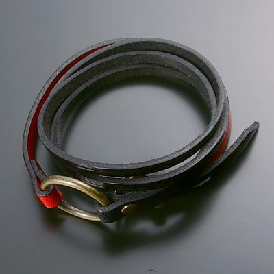 レザーブレスレット