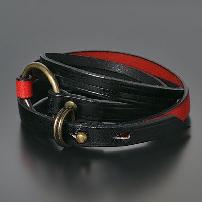 レザーブレスレット