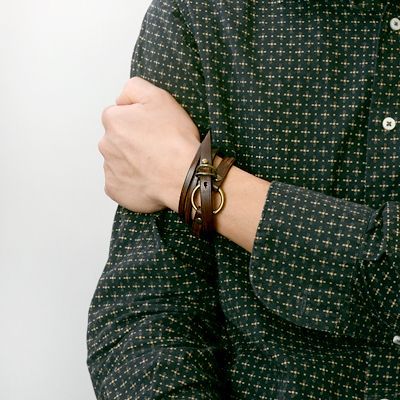 レザーブレスレット