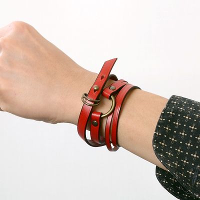 レザーブレスレット