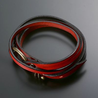 レザーブレスレット