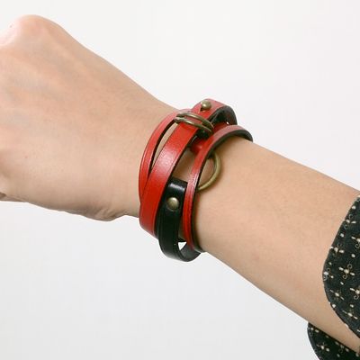 レザーブレスレット