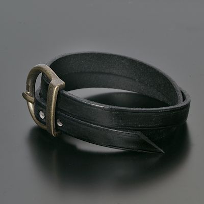 レザーブレスレット