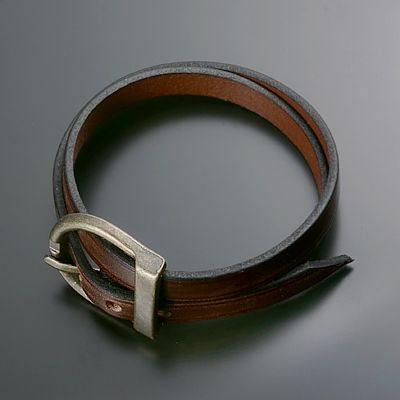 レザーブレスレット